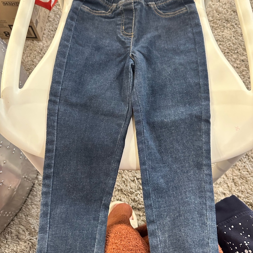 Hanna Anderson girls Jeans size US4. Never worn